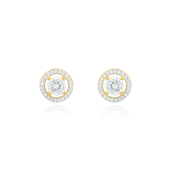 Boucles d'oreilles clous rondes, serties d'un zirconium central et son contour pavé de zirconiums, en Or Jaune 18 Carats - 750/000   Offrir une boucle d'oreille c'est être sûr que le cadeau plaira.   CARACTERISTIQUES  Largeur (mm) : 9.2 Poids (gr) : 2.41     Matière : Or 18 Carats - 750/000 18693