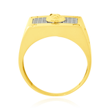 Chevalière rectangulaire, montée d'un tête de Lion et pavée de zirconiums, agrémentée de motifs en forme de vis, en Or Jaune 18 Carats - 750/000  La chevalière est le bijou indémodable qui a su traverser les époques pouvant se transmettre de père en fils.   CARACTERISITIQUES:   Largeur (mm) : 14.6 Poids (gr) : 9.86        Matière : Or 18 Carats - 750/000 17310 