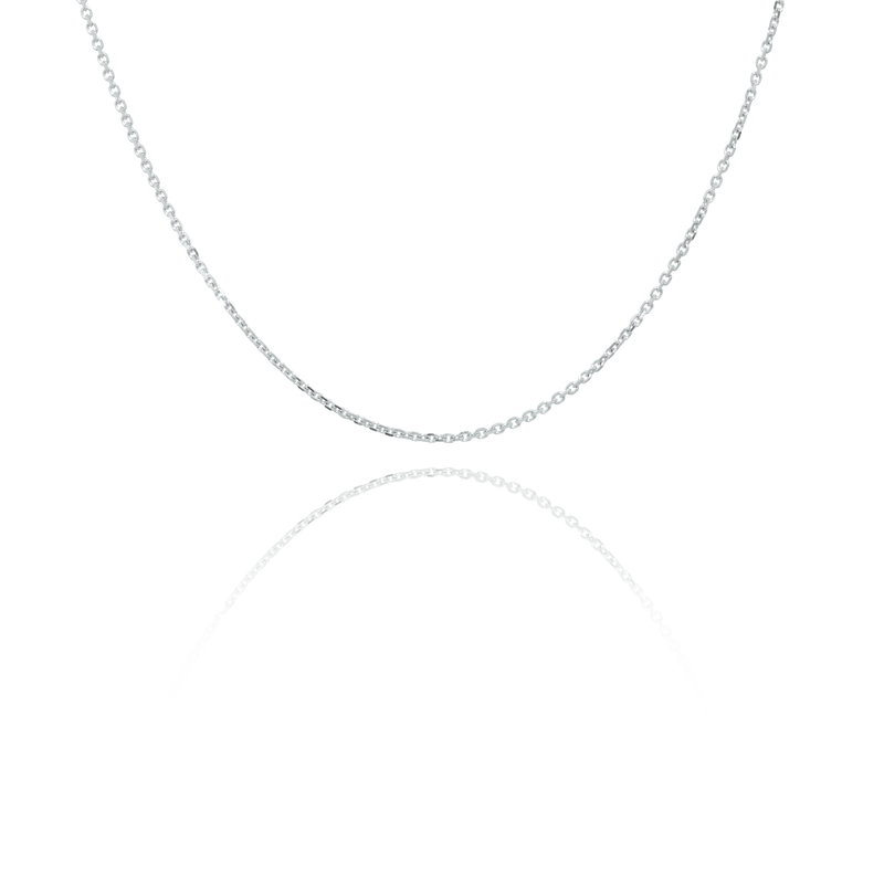 Laissez-vous charmer par cette chaîne maille Forçat massive, en Or Blanc 18 Carats - 750/000.  Symbole d'amitié ou de séduction, chaînes et colliers n'ont qu'un but : sublimer votre cou.   CARACTERISTIQUES :  Epaisseur (mm) : 1.0 Poids en 42cm (gr) : 1.91 Matière : Or 18 Carats - 750/000 18874