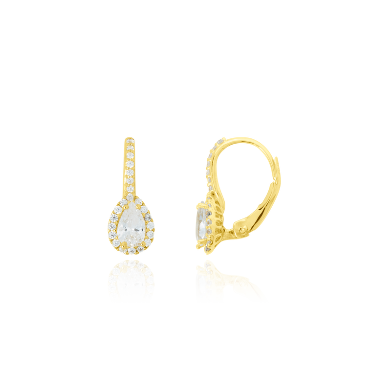 Boucles d'oreilles dormeuses en forme de goutte serties de zirconiums, en Or Jaune 18 Carats - 750/000.  Simples à arborer, les dormeuses sauront vous sublimer de jour comme de nuit.   CARACTERISTIQUES :  Longueur (mm) : 14 Poids (gr) : 2.30  Matière : Or 18 Carats - 750/000 19634