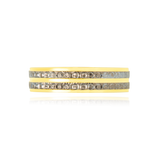 Alliance 2 rangs diamantés, en Or Jaune et Or Blanc 18 Carats - 750/000.  L'alliance est plus qu'un simple bijou, elle est la matérialisation physique d'un amour inconditionnel entre deux êtres.  Gravure possible   CARACTERISTIQUES :  Poids (gr) : 2.80 Largeur (mm) : 5.20 Matière : Or 18 Carats - 750/000 19793 - 20209