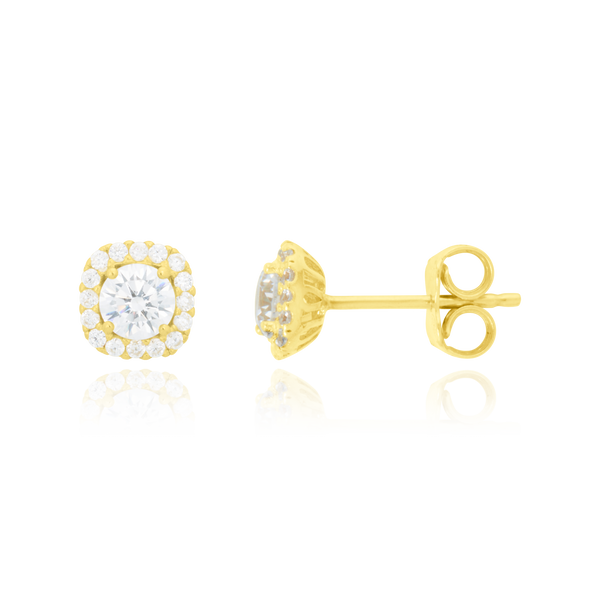 Boucles d'oreilles clous coussins pavés zirconiums, serties d’un zirconium en son centre et pavées de zirconiums tout autour, en Or Jaune 18 Carats - 750/000   Offrir une boucle d'oreille c'est être sure que le cadeau plaira.   CARACTERISTIQUES :    Poids (gr) : 1.8 Diamètre (mm) : 6.6  Matière : Or 18 Carats - 750/000. 20046