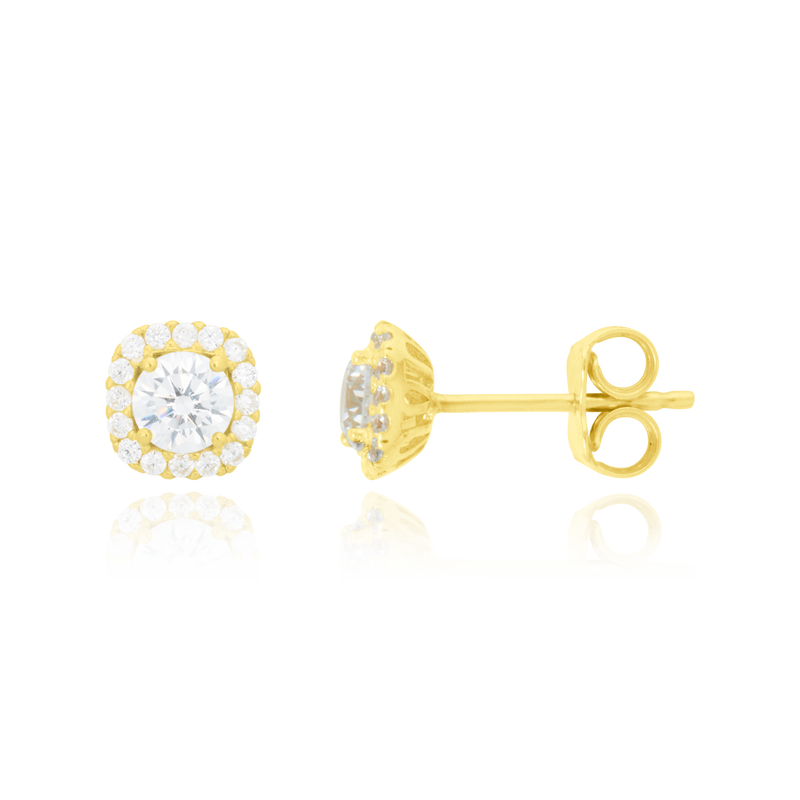 Boucles d'oreilles clous coussins pavés zirconiums, serties d’un zirconium en son centre et pavées de zirconiums tout autour, en Or Jaune 18 Carats - 750/000   Offrir une boucle d'oreille c'est être sure que le cadeau plaira.   CARACTERISTIQUES :    Poids (gr) : 1.8 Diamètre (mm) : 6.6  Matière : Or 18 Carats - 750/000. 20046