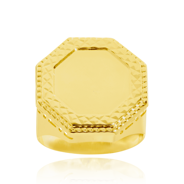 Chevalière de forme octogonale, diamantée et ajourée d'un motif grec, en Or Jaune 18 Carats- 750/000  La chevalière est le bijou indémodable qui a su traverser les époques pouvant se transmettre de père en fils.  Gravure possible   CARACTERISTIQUES :  Motif central (mm) : 22.00 Epaisseur (mm) : 4.94 Poids (gr) : 6.30      Matière : Or 18 Carats - 750/000 20189 