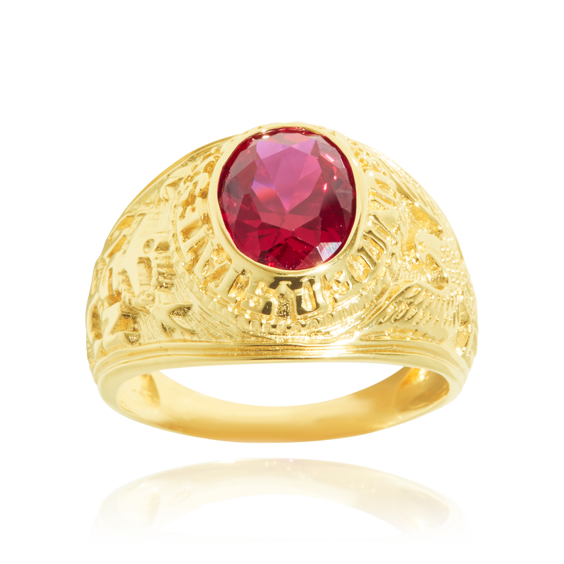 Chevalière ovale, gravée US Navy et sertie d'un zirconium rouge, en Or Jaune 18 Carats- 750/000  La chevalière est le bijou indémodable qui a su traverser les époques pouvant se transmettre de père en fils.   CARACTERISTIQUES :  Motif central (mm) : 18.00 Epaisseur (mm) : 4.00 Poids (gr) : 12.45        Matière : Or 18 Carats - 750/000 20212 