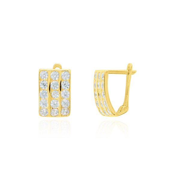 Boucles d'oreilles dormeuses serties de trois rangées de zirconiums, en Or Jaune 18 Carats - 750/000.   Simples à arborer, les dormeuses sauront vous sublimer de jour comme de nuit.   CARACTERISTIQUES :  Poids 11mm (gr) : 2.20    Poids 15mm (gr) : 3.30   Matière : Or 18 Carats - 750/000 20253-20287