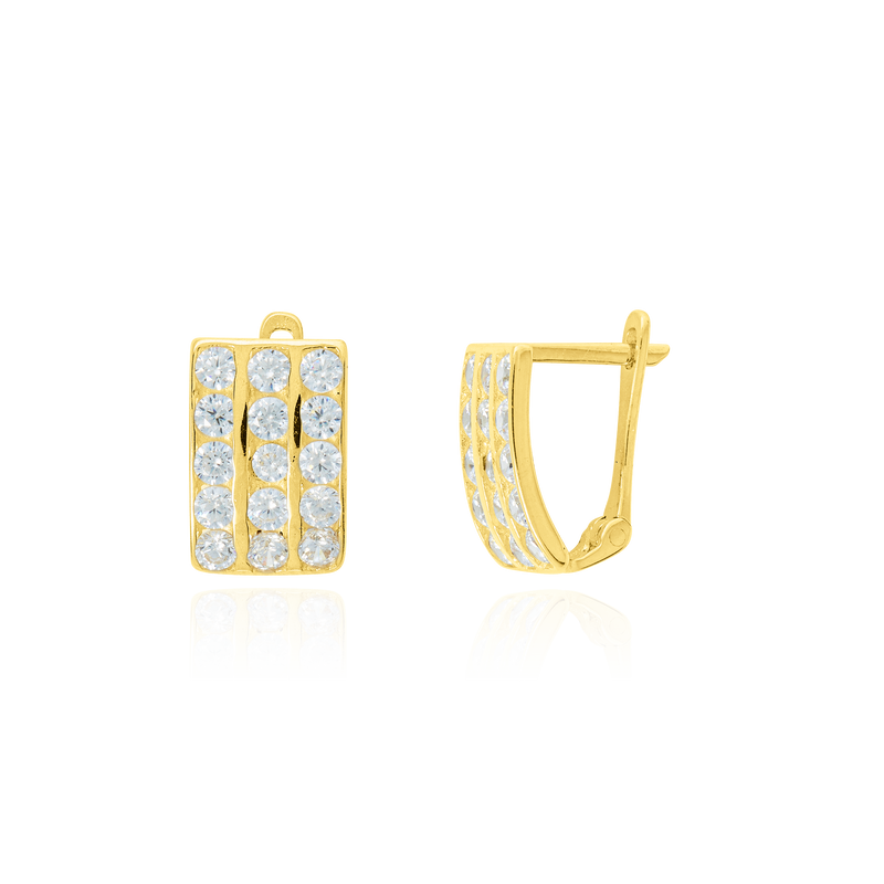 Boucles d'oreilles dormeuses serties de trois rangées de zirconiums, en Or Jaune 18 Carats - 750/000.   Simples à arborer, les dormeuses sauront vous sublimer de jour comme de nuit.   CARACTERISTIQUES :  Poids 11mm (gr) : 2.20    Poids 15mm (gr) : 3.30   Matière : Or 18 Carats - 750/000 20253-20287