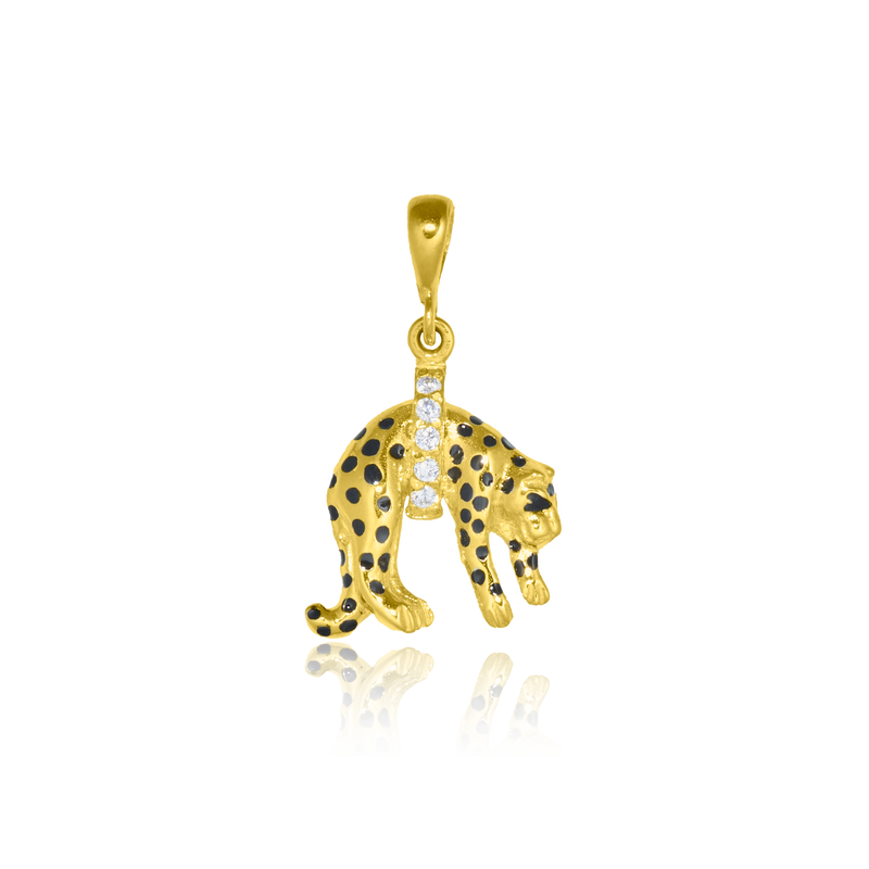 Pendentif en forme de Panthère serti de zirconiums blancs et en émail noir en Or Jaune 18 Carats - 750/000.  CARACTERISTIQUES :  Poids (gr) : 2.39 Dimensions H x l (mm) : 19 x 17 Matière : Or 18 Carats - 750/000 20449 