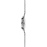 Le cadran bleu soleillé s’accorde à l’acier du bracelet et du boitier. Ce modèle arbore trois compteurs permettant de connaître avec précision le temps. Newport dévoile son mouvement automatique grâce à son fond transparent. Herbelin signe toute ses collections à Charquemont, dans les montagnes du Jura.