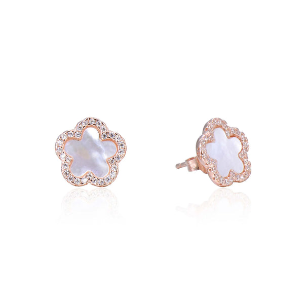 Boucles d'oreilles clous en forme de fleurs nacrées serties de zirconiums, rhodiées ou rosées, en Argent - 925/000.  Offrir une boucle d'oreille c'est être sûr que le cadeau plaira.    CARACTERISTIQUES :  Poids (gr) : 2.10 Matière : Argent - 925/000  19036