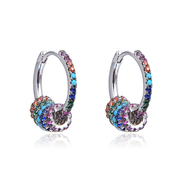 Boucles d'oreilles créoles, rhodiées ou rosées, serties de zirconiums multicolores, en Argent - 925/000.  Les créoles, véritables accessoires de mode intemporels, ajoutent une touche d'élégance à n'importe quelle tenue.  CARACTERISTIQUES :  Poids (gr) : 3.20 Matière : Argent - 925/000  19862 - 20488