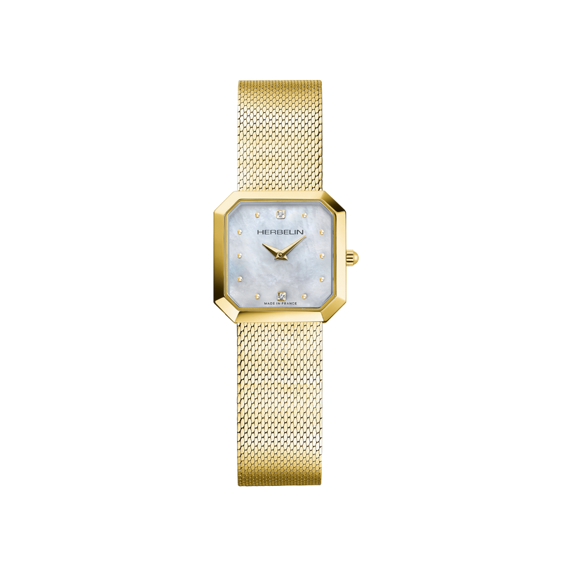 REF: 17426/BP59  Par son esthétisme minimaliste, Octogone est un modèle concentré d’élégance. Avec son cadran en nacre blanche véritable et son bracelet et boitier ( 24.5x24.5mm) en plaqué or jaune, elle assure un look chic. Son étanchéité et efficace jusqu'à 30 mètres.  La montre, plus qu'un instrument de mesure du temps, un accessoire de mode indispensable.