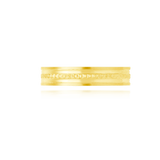 Alliance plate, deux rangées lisses et mates avec des petits motifs ronds, en Or Jaune 18 Carats - 750/000.  L'alliance est plus qu'un simple bijou, elle est la matérialisation physique d'un amour inconditionnel entre deux êtres.  Gravure possible   CARACTERISTIQUES :  Poids (gr) : 1.92 Largeur (mm) : 4.00 Matière : Or 18 Carats - 750/000 18244 - 20457
