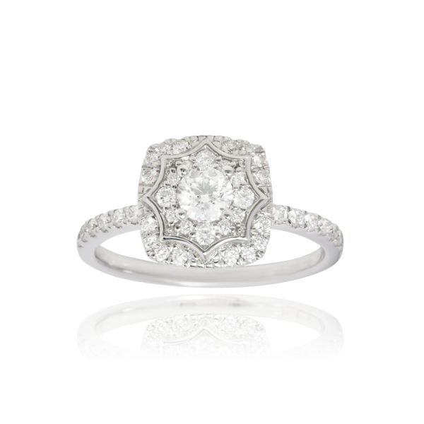 Solitaire serti de diamants, en Or Blanc 18 Carats - 750/000   CARACTERISTIQUES :   Largeur du corps (mm) : 1.80 Largeur motif (mm) : 11.00 Poids (gr) : 3.92 Nombre de diamants: 43 Carats : 0.72 Matière : Or 18 Carats - 750/000 18330 