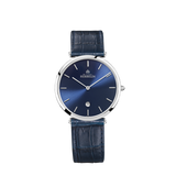 REF: 19406/15BL  Epsilon, modèle simple et épuré, symbolise la mode française intemporelle du luxe. Munie d’un boîtier en acier de 38mm, cette montre est habillée d’un cadran soleillé bleu marqué d’index argent. Montée sur un bracelet en cuir bleu, qui lui confère élégance et distinction. Son design extra plat épouse à merveille les poignets masculins. Son étanchéité est efficace jusqu'à 30 mètres.