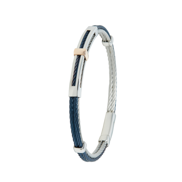 Jonc 4 câbles Acier et PVD, serti d'un insert en Or Rose 18 Carats - 750/000.    Qu'il soit classique ou fantaisiste, le bracelet saura sans conteste faire plaisir.    CARACTERISTIQUES :  Epaisseur câble (mm) : 2.00 Diamètre jonc (cm) : 6.50 Couleur câble : Acier et Bleu, Acier et Doré Poids d'or (gr) : 0.50 Matière : Acier et Or 18 Carats - 750/000 19537-19538