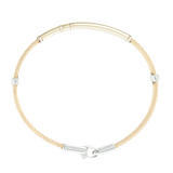Jonc 3 câbles Acier PVD Doré, motif central en Or Jaune et Or Blanc massif 18 Carats - 750/000.  Qu'il soit classique ou fantaisiste, le bracelet saura sans conteste faire plaisir.   CARACTERISTIQUES :  Epaisseur câble (mm) : 2.00 Diamètre jonc (cm) : 6.50 Couleur câble : Acier PVD Doré Poids d'or (gr) : 3.70 Matière : Acier et Or 18 Carats - 750/000 19545