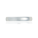 Alliance lisse en Or Blanc 18 Carats - 750/000.  L'alliance est plus qu'un simple bijou, elle est la matérialisation physique d'un amour inconditionnel entre deux êtres.  Gravure possible   CARACTERISTIQUES :  Poids (gr) : 2.50 Largeur (mm) : 4.00 Matière : Or 18 Carats - 750/000 19652 .