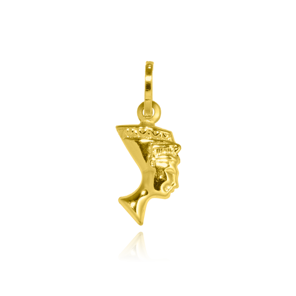 Pendentif Néfertiti en Or Jaune 18 Carats - 750/000.    CARACTERISTIQUES :  Dimensions H x l (mm) : 12 x 9 Poids (gr) : 0.66 Matière : Or 18 Carats - 750/000 20446