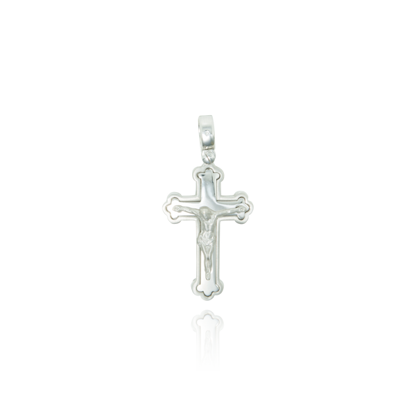 Pendentif en forme de Croix avec son Christ, en Or Blanc 18 Carats - 750/000.   CARACTERISTIQUES :  Dimensions H x l (mm) : 26.7 x 17.4 Poids (gr) : 5.44 Matière : Or 18 Carats - 750/000 2403 